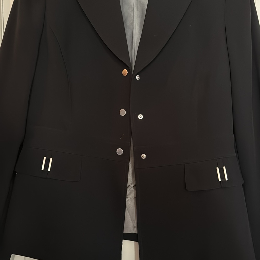 Tahari Black Blazer 4P - Picture 2 of 5